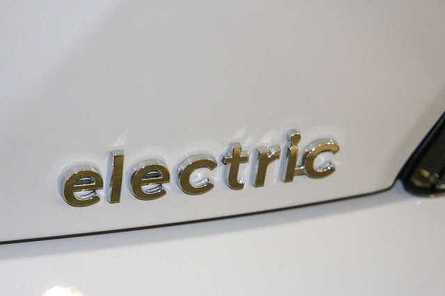 Hyundai Kona Electric SUV E (204ps) Premium 64kWh 7kW OBC