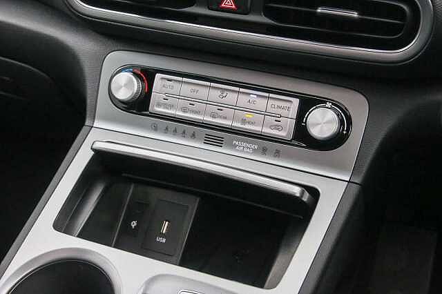 Hyundai Kona Electric SUV E 204ps Ultimate64kWh 10.5kW OBC
