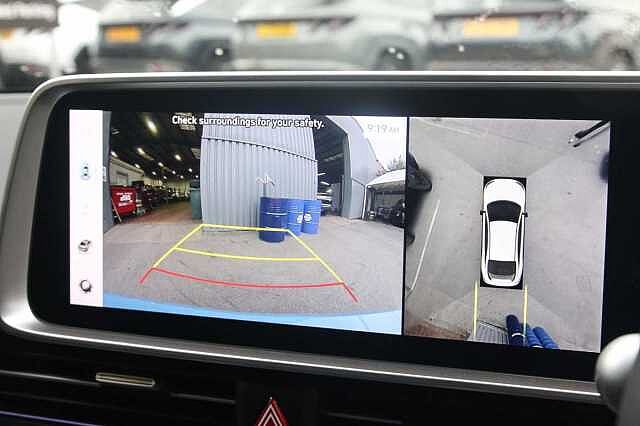 Hyundai IONIQ 6 E (325ps) Ultimate 77kWh (Dual Motor) AWD