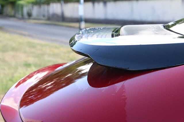 Hyundai IONIQ 6 E (325ps) Ultimate 77kWh (Dual Motor) AWD Red