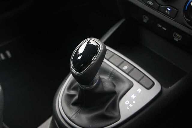 Hyundai i10 1.2 Advance 5dr Auto