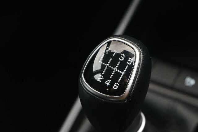 Hyundai i20 1.0T GDi 48V MHD SE Connect 5dr