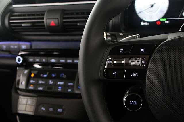 Hyundai INSTER 49kWh Auto 02 Long Range Yellow