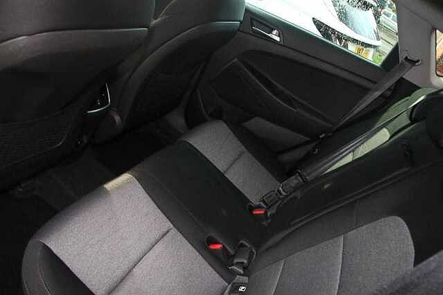 Hyundai TUCSON 1.6 CRDi 136 SE Nav 5dr 2WD DCT