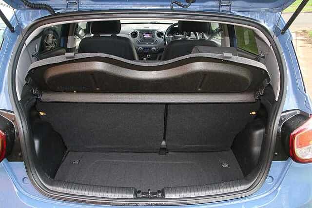 Hyundai i10 1.2 Premium 5dr Auto