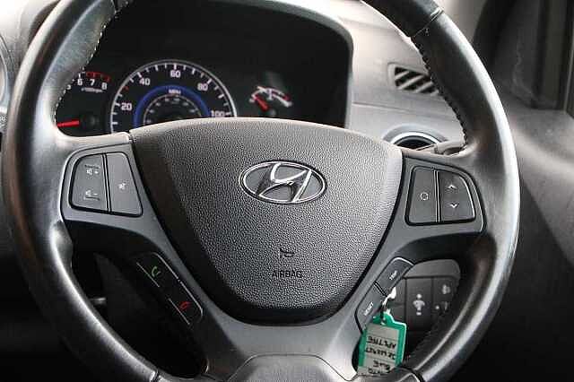 Hyundai i10 1.2 Premium 5dr Auto