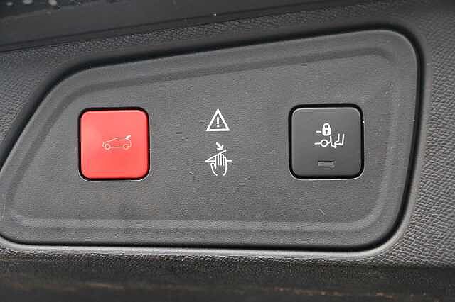 Peugeot 3008 1.2 Puretech Allure 5dr EAT6 White