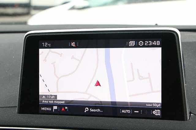 Peugeot 3008 1.2 Puretech Allure 5dr EAT6 White